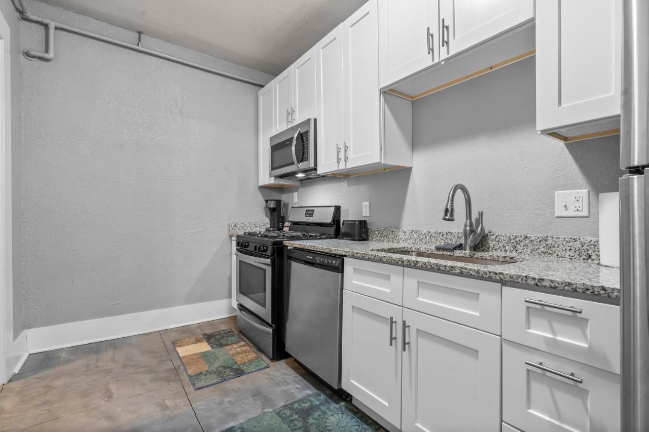 Navarre Apartments デモイン エクステリア 写真