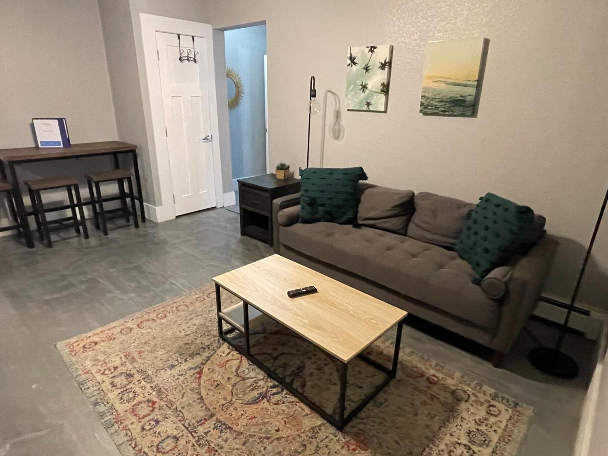 Navarre Apartments デモイン エクステリア 写真